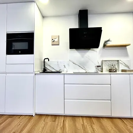 House In Garden 1 Cordoue