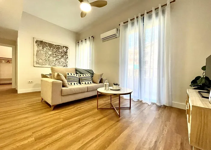 House In Garden 1 דירה *